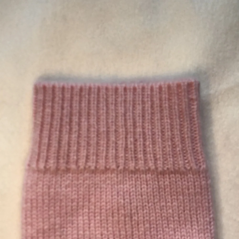 Little Lisa Perry Love Cashmere Mittens Pink Red Tones Size 6/8 Limited Edition